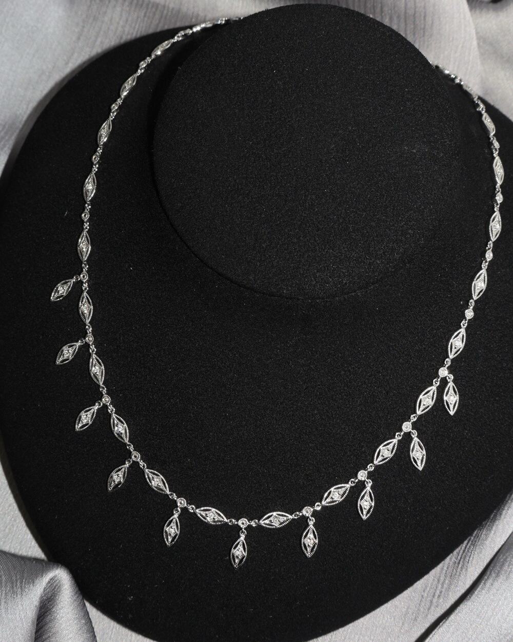 14k White Gold Diamond Necklace 14.15G / 16in / 0.35tcw